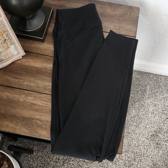 *NWOT* Pink Victoria's Secret V-Crossover Leggings- Size S - Picture 8 of 10